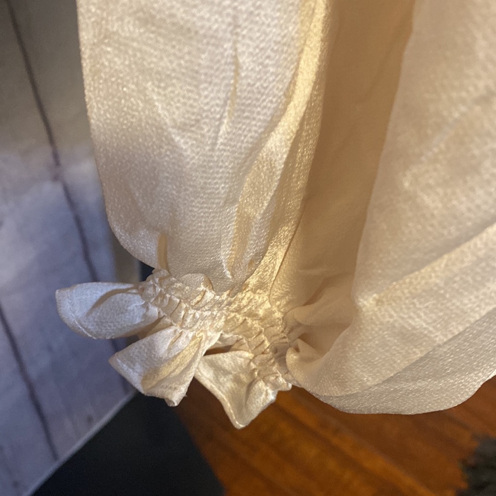 NWT CREAM NANETTE SMOCK TOP - Picture 9 of 11